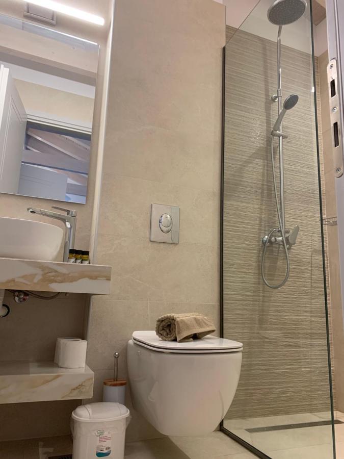 Terpsichore Boutique Bright New Sofita Studios And Appartment 达西亚 外观 照片